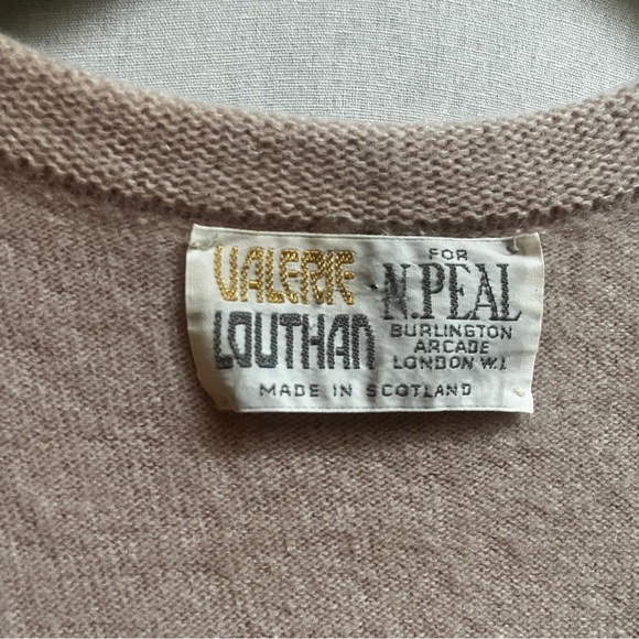 Vintage Valerie Louthan 100% Cashmere V- Neck Sweater big sleeves Sz S - Picture 3 of 7
